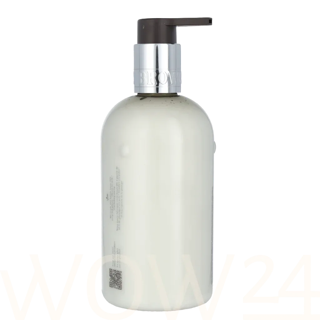 Molton Brown Molton Brown Coastal Cypress & Sea Fennel Hand Lotion thumbnail 3