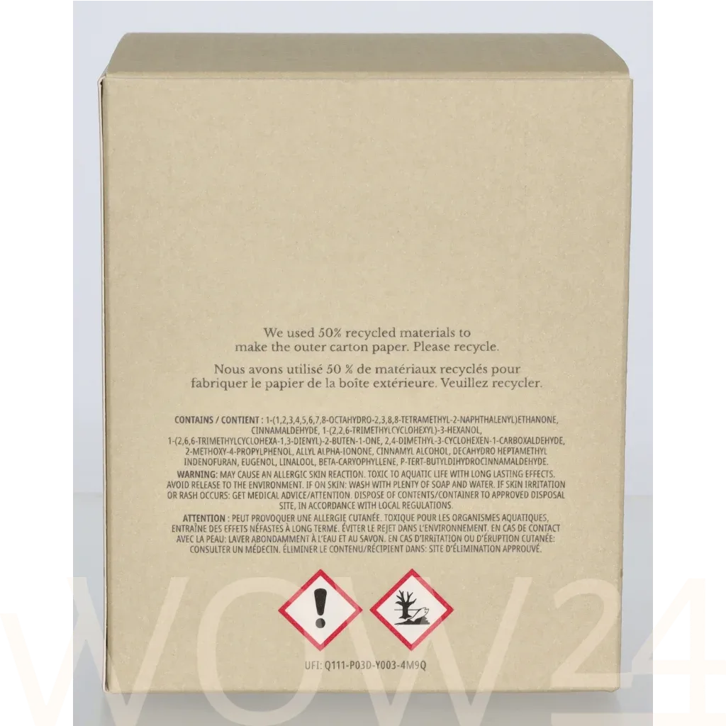 Molton Brown Oudh Accord & Gold Scented Candle thumbnail 3