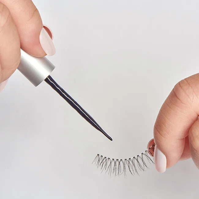 Kiss Super Stick 5-Day Extended Wear (Strip Lash Adhesive) 4.8 g Black thumbnail 4