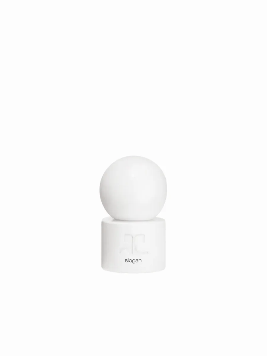 André Courreges Slogan thumbnail 2