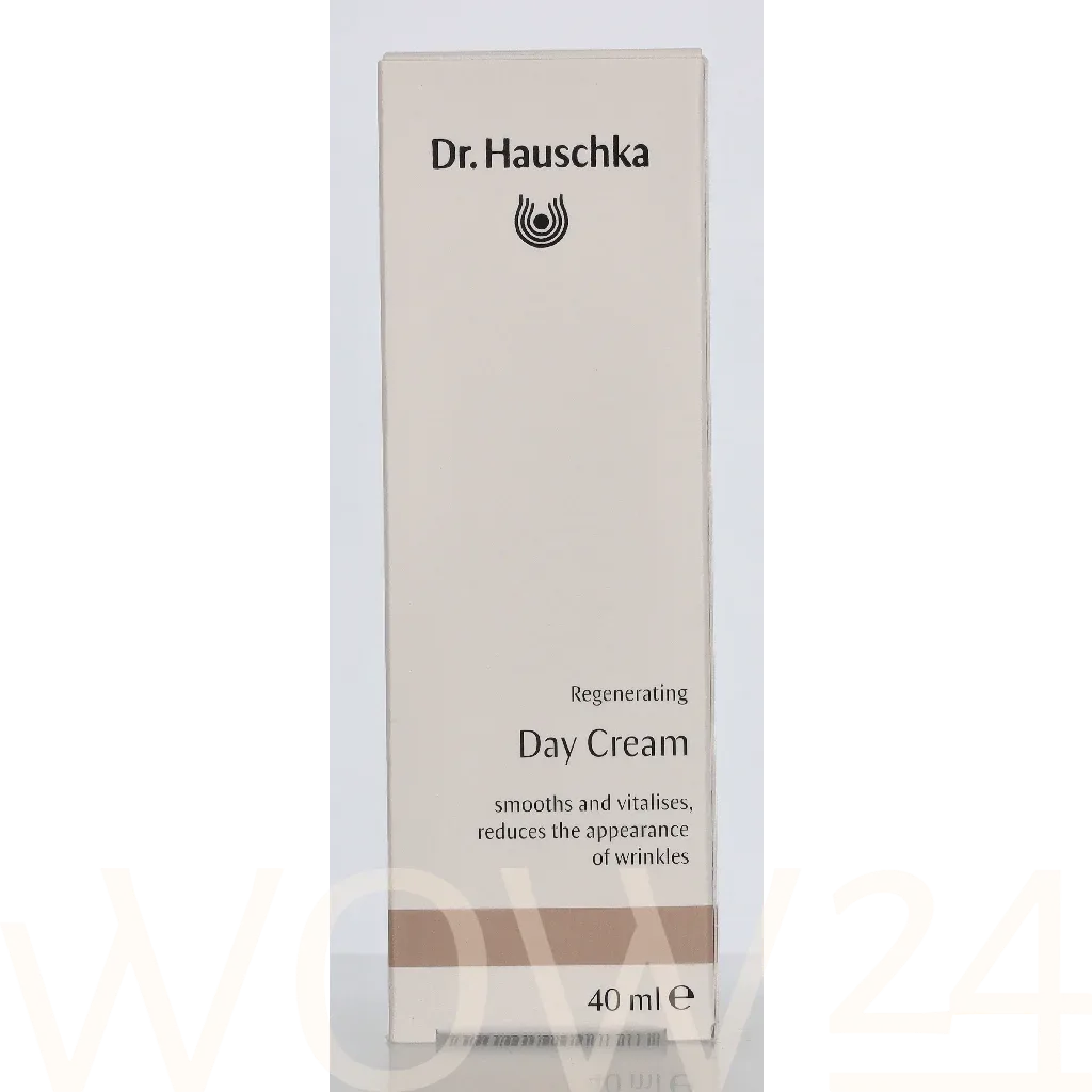 Dr.Hauschka Regenerating thumbnail 3