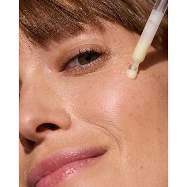 Nivea Q10 Anti-Wrinkle Expert Dual Action Serum thumbnail 3