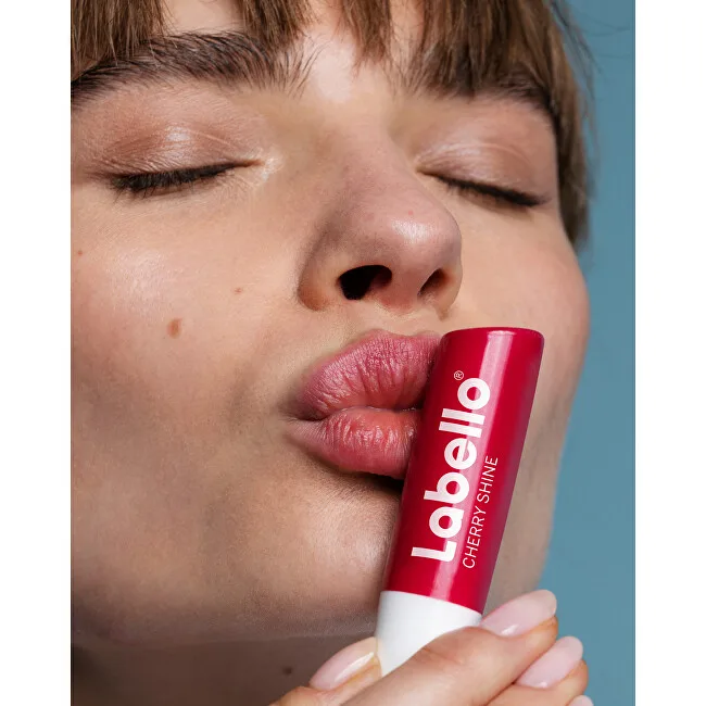 Labello Cherry shine thumbnail 5