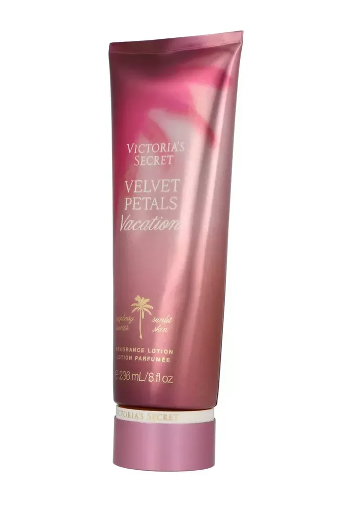 Victoria secret Victoria`s Secret Velvet Petals Vacation Body Lotion 236ml thumbnail 3