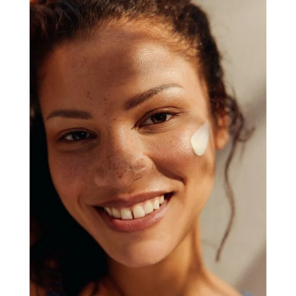 Sun uv face shine control thumbnail 2