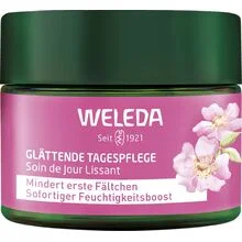 Wild rose & white tea smoothing day cream thumbnail 3