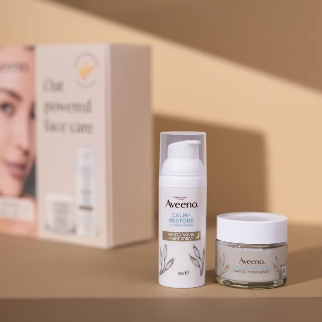 Aveeno Calm+Restore Skincare Gift Set for Dry and Sensitive Skin thumbnail 4