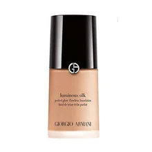 Luminous silk foundation