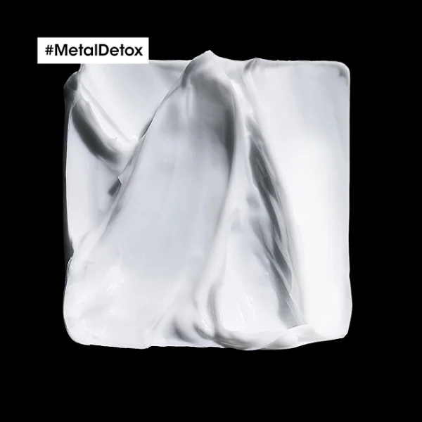 Metal detox professional shampoo thumbnail 3