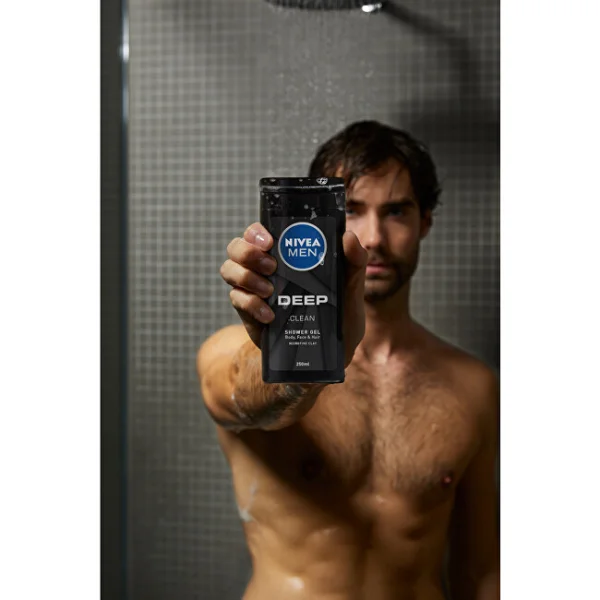 Men deep clean thumbnail 10