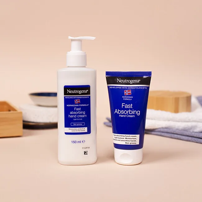 Neutrogena Norwegian Formula Fast Absorbing Hand Cream thumbnail 3
