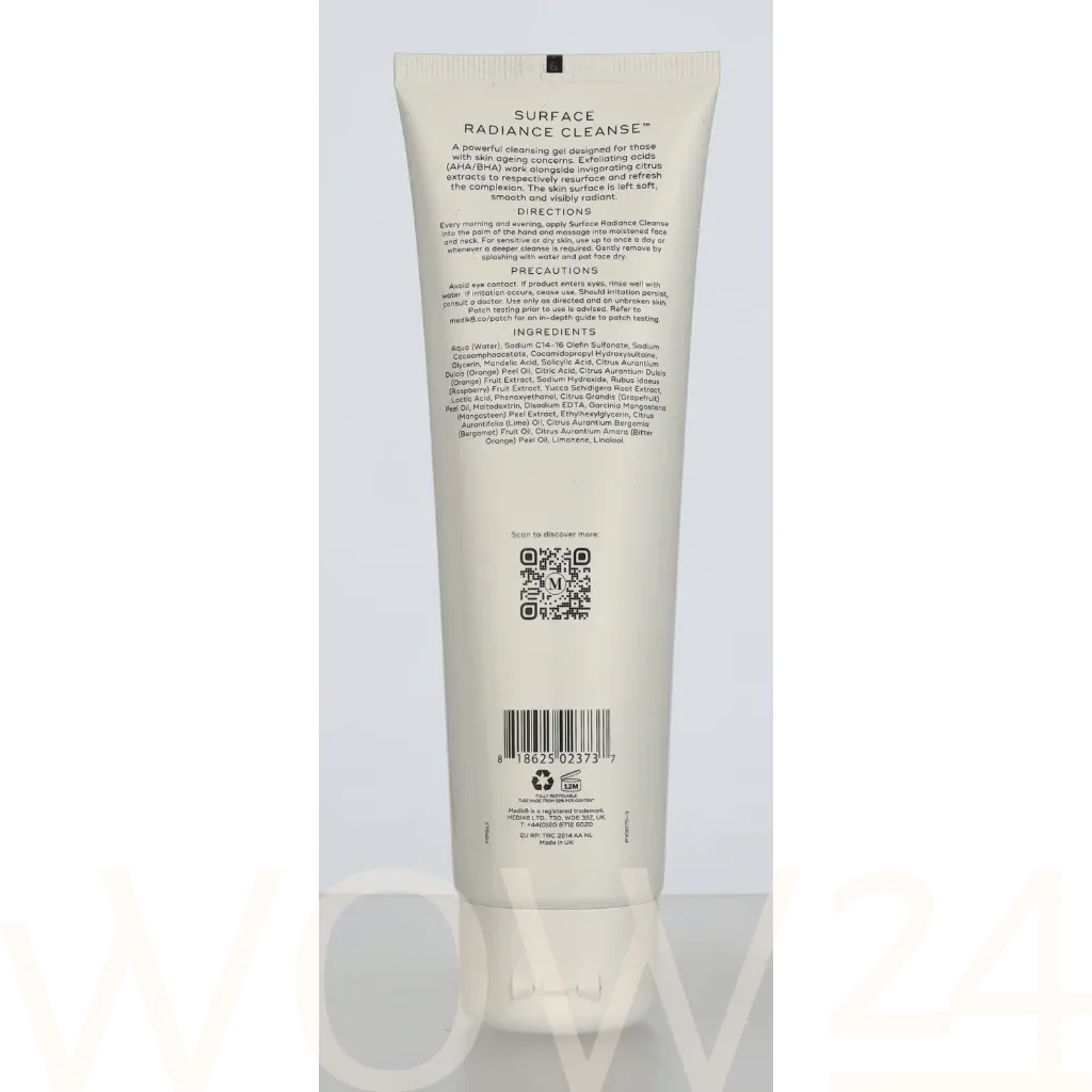 Medik8 Surface Radiance Cleanse thumbnail 3