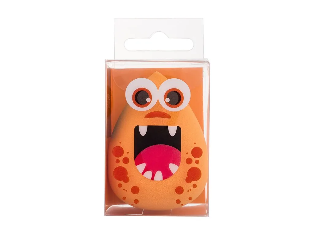 Beveled gab monster make-up sponge