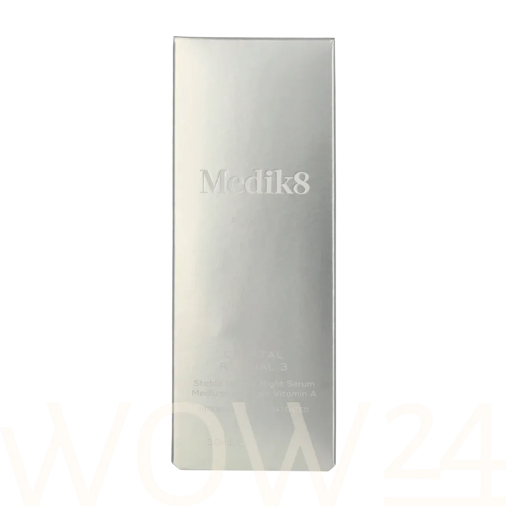 Medik8 Crystal Retinal 3 Stable Retinal Night Serum thumbnail 2