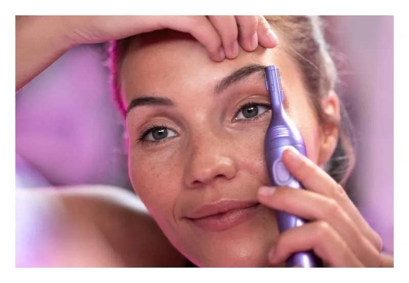 Wilkinson Sword Wilkinson Intuition Perfect Finish 4in1 universal hair clipper for women thumbnail 2