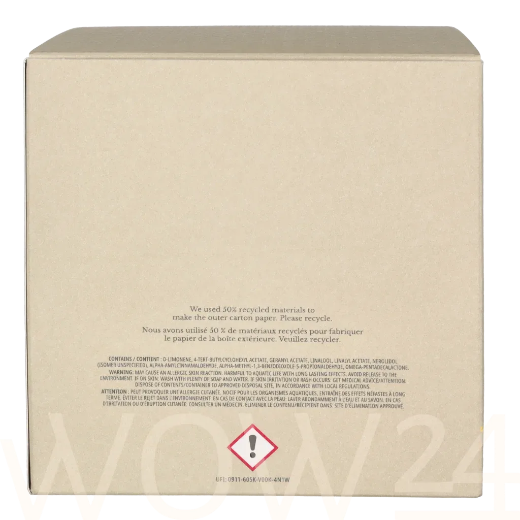 Molton Brown Orange & Bergamot Scented Candle thumbnail 3