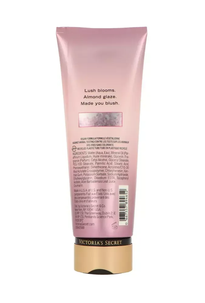 Victoria secret Velvet Petals thumbnail 6