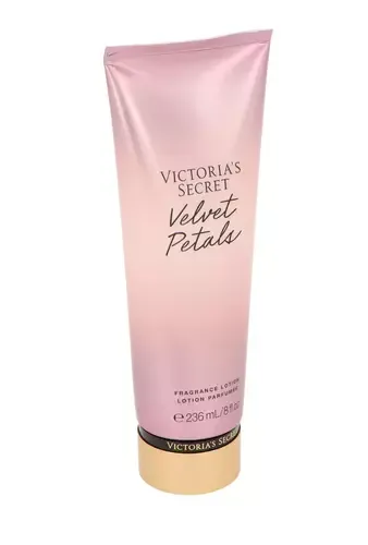Victoria secret Velvet Petals thumbnail 2