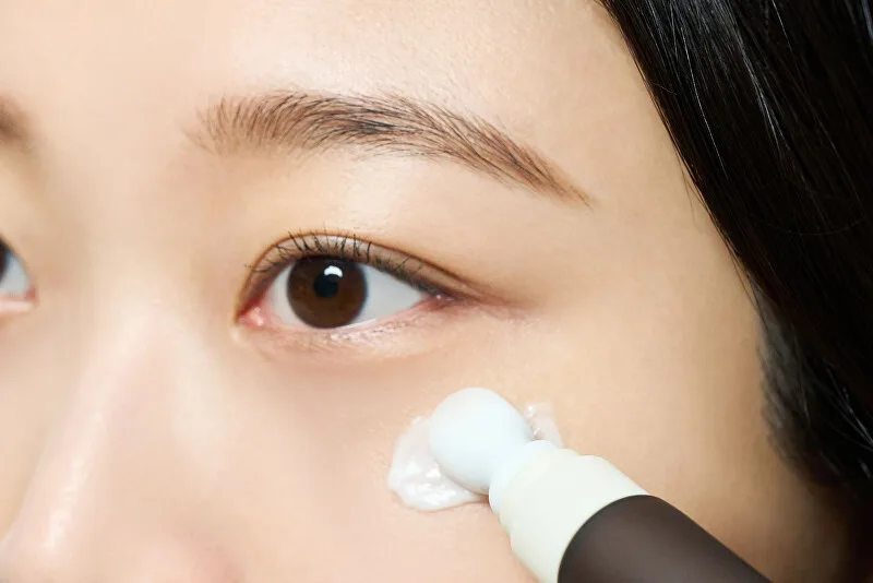 SKIN1004 Probio-Cica Bakuchiol Eye Cream thumbnail 4