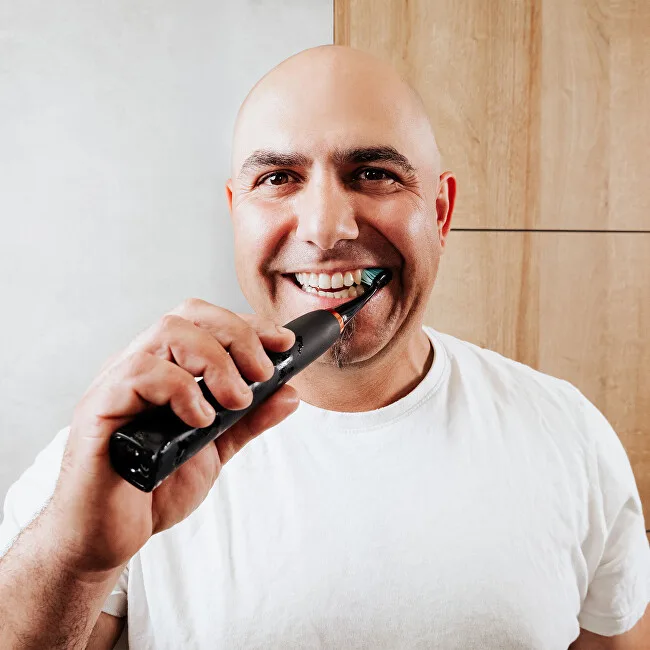 Concept "v" design Sonic toothbrush with travel case Perfect Smile black ZK7011 thumbnail 4
