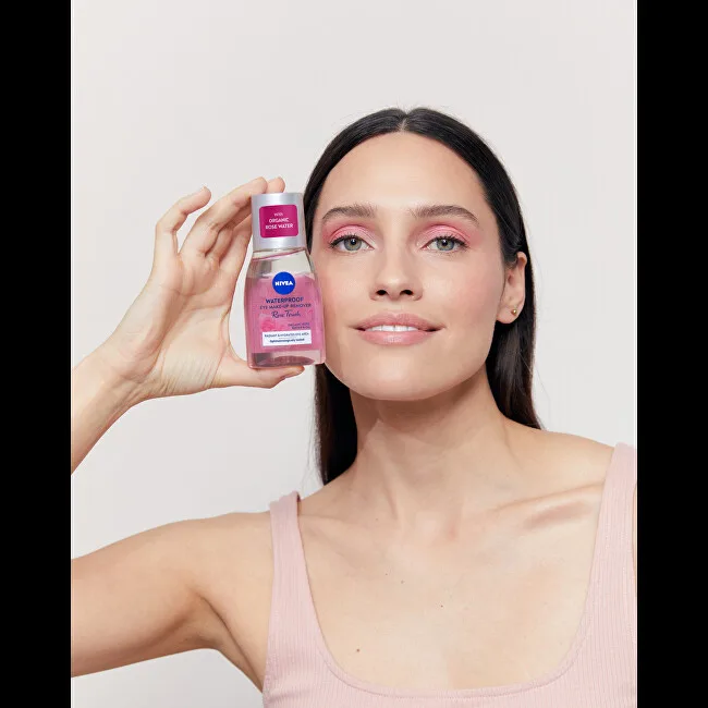 Nivea Rose Touch Waterproof Eye Make-Up Remover thumbnail 2