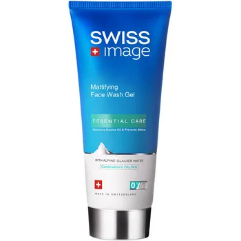 Swiss Image Essential Care Pore Tightening & Mattifying Foaming Face Wash thumbnail 3