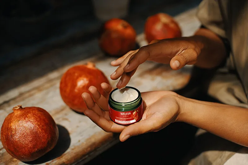 Weleda Pomegranate Firming Day Cream thumbnail 3