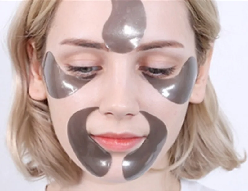 Mizon Premium eye hydrogel mask with black pearl and diamond for wrinkles and dark circles Black Pearl (Eye Gel Patch) 60 pcs x 1.4 g thumbnail 2