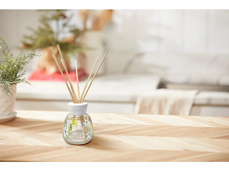 Yankee Candle midnight jasmine thumbnail 2