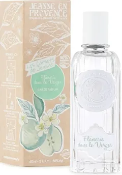 Jeanne En Provence Flânerie dans la Verger thumbnail 3