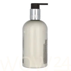 Molton Brown Molton Brown Flora Luminare Body Lotion thumbnail 3