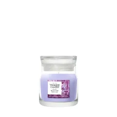 Yankee Candle Signature scented candle glass small Lilac Blossoms 110 g thumbnail 1