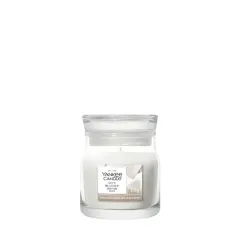 Yankee Candle Signature glass small scented candle Soft Blanket 1
