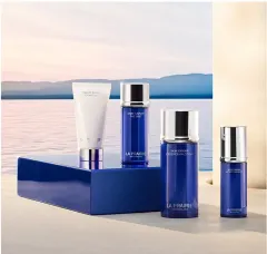 La Prairie Skin Caviar Summer Wardrobe Gift Set thumbnail 2