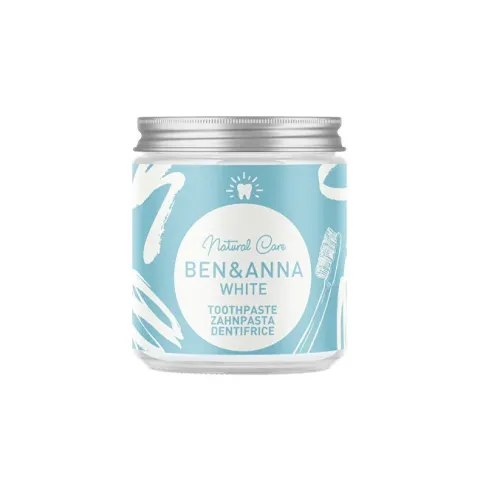 Toothpaste in glass White Toothpaste