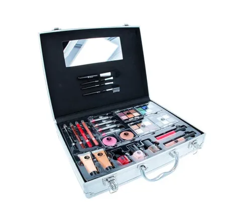 Beauty unlimited train case
