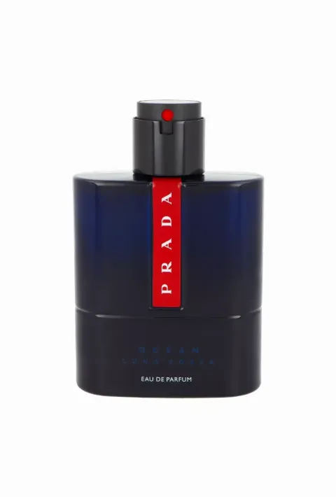 Luna rossa ocean