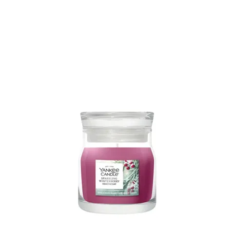Signature scented candle glass small Sparkling Winterberry 110 g
