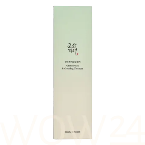 Green plum refreshing cleanser