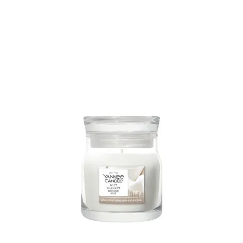 Signature glass small scented candle Soft Blanket