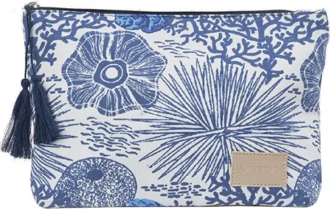 Cosmetic bag