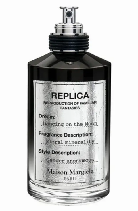 Replica Dancing on the moon