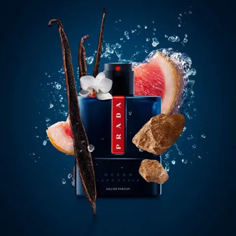 Luna rossa ocean